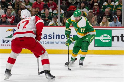 Wild overwhelm Red Wings, 6-3, for fourth straight win